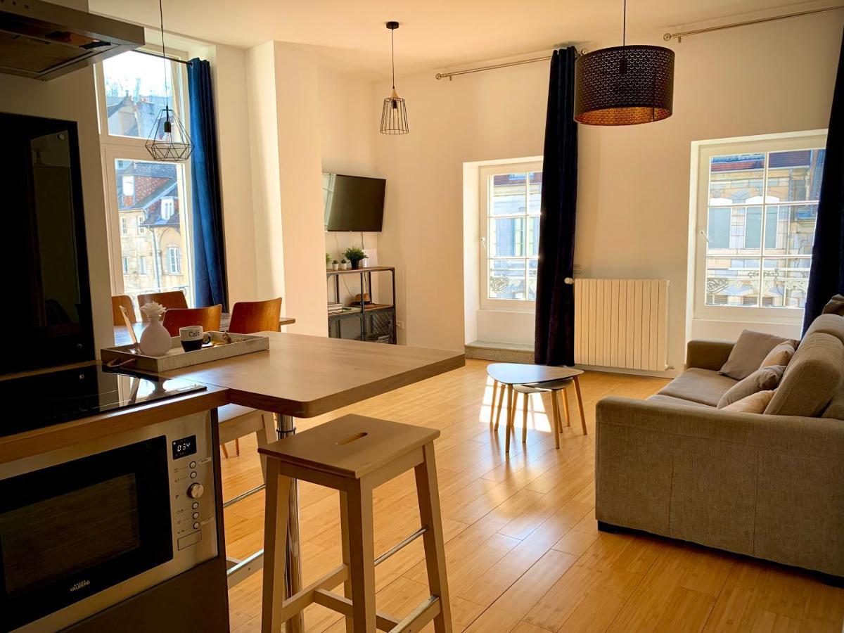 Les Fabuleux Appartements Du Coeur De Ville - Place Victor Hugo Besançon Eksteriør billede