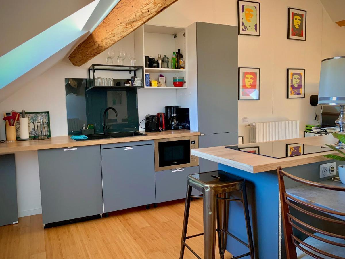 Les Fabuleux Appartements Du Coeur De Ville - Place Victor Hugo Besançon Eksteriør billede