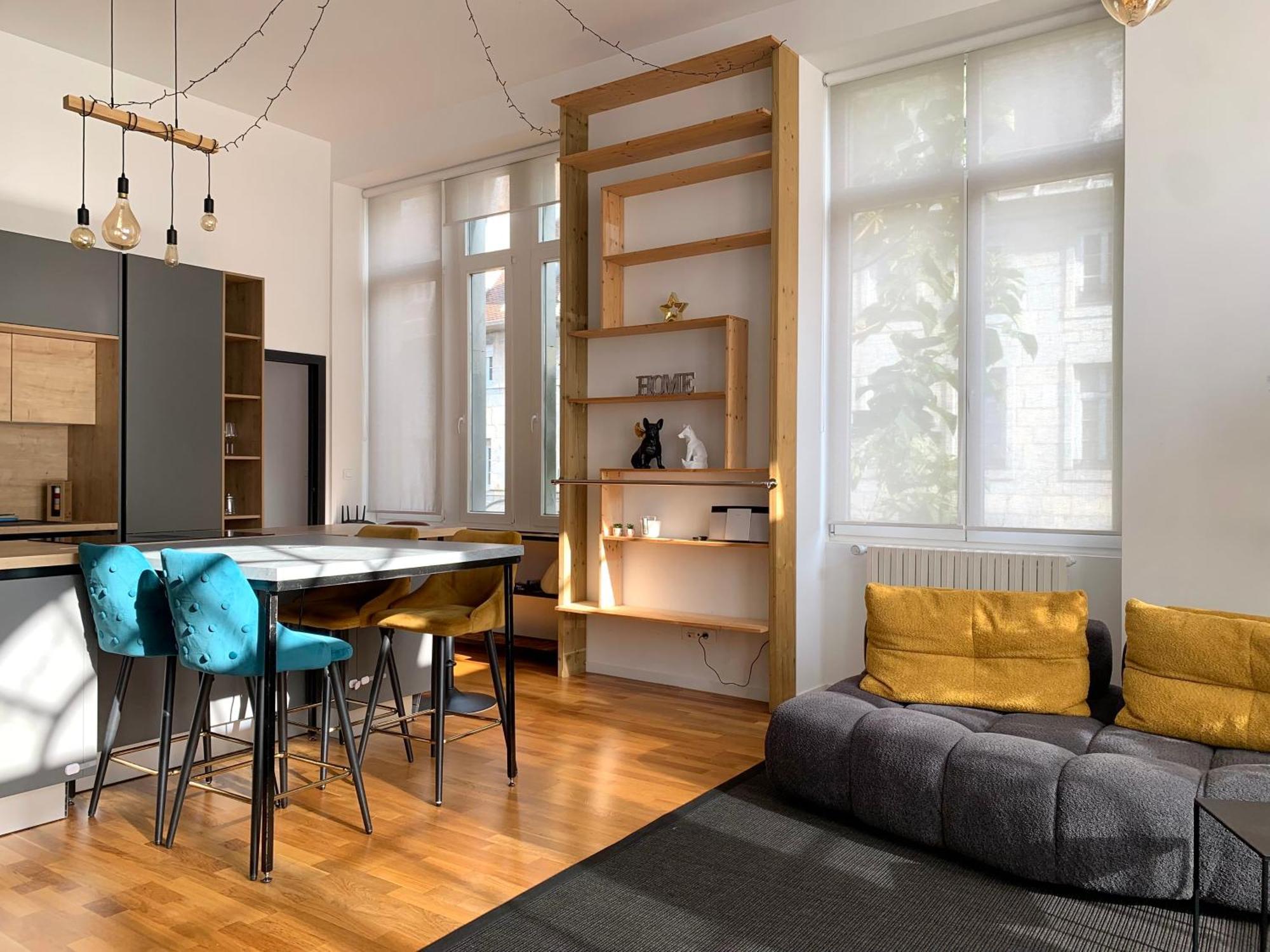 Les Fabuleux Appartements Du Coeur De Ville - Place Victor Hugo Besançon Eksteriør billede